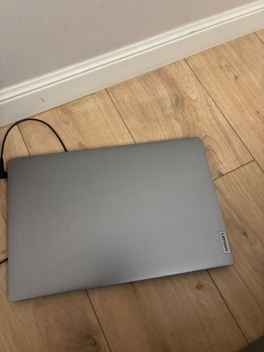Нотбук Lenovo IdeaPad 3