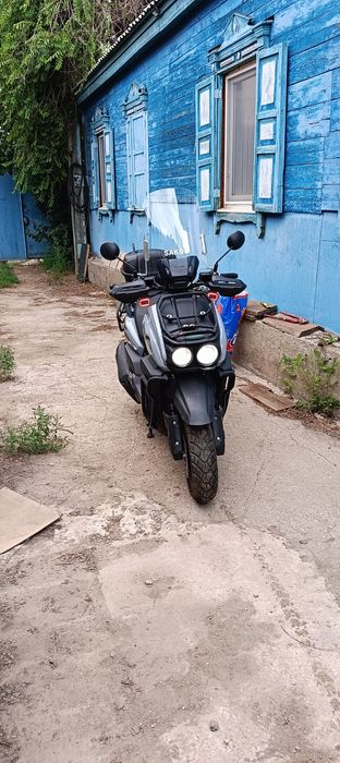 Продам скутер Танк