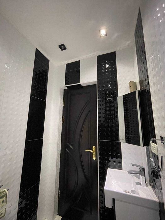 Центр Мирабада | Метро Ойбек | ул. Шахрисабз  3-комнатная квартира;