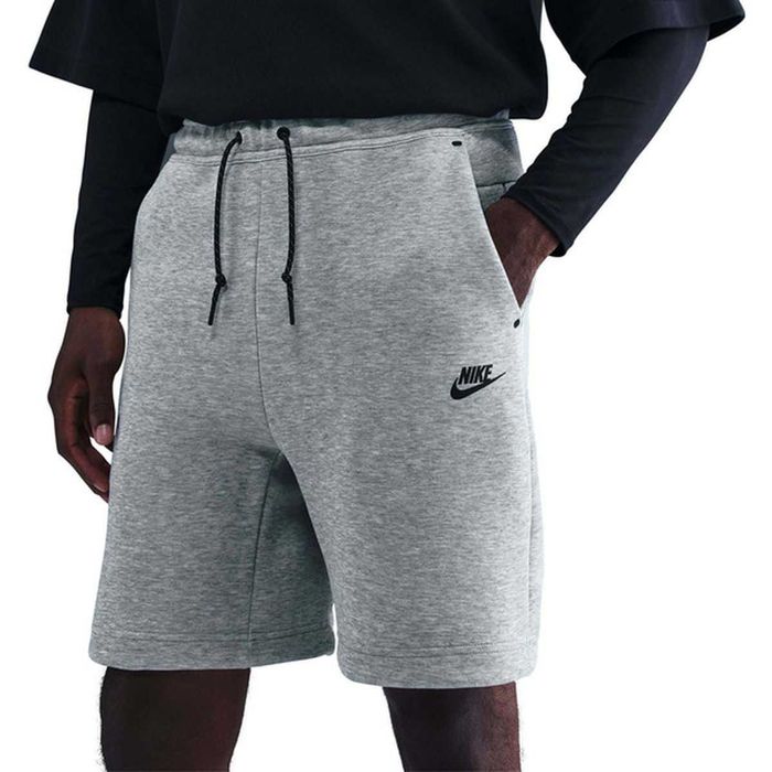 Шорты Nike tech fleece
