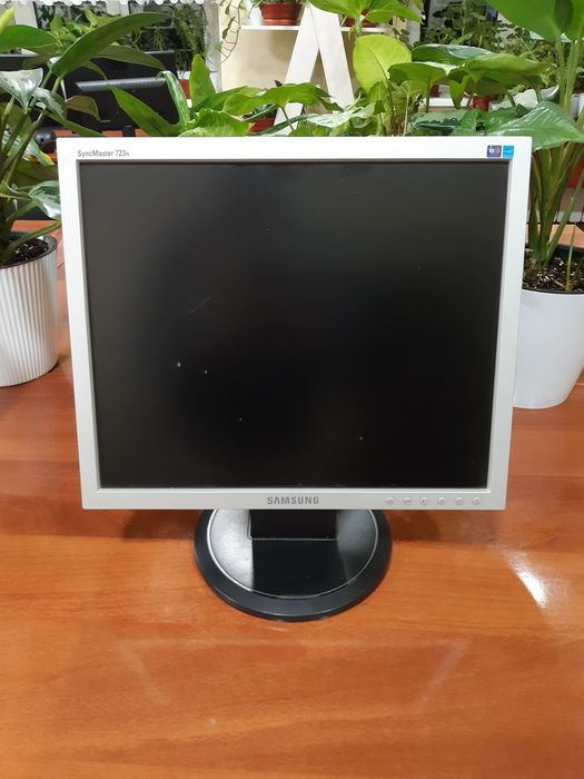 LCD Монитор экран 17' 19' 20 дюйм LG