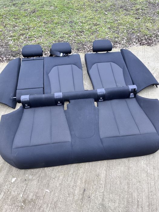 Bancheta spate BMW g21 rabatabila cu cotiera