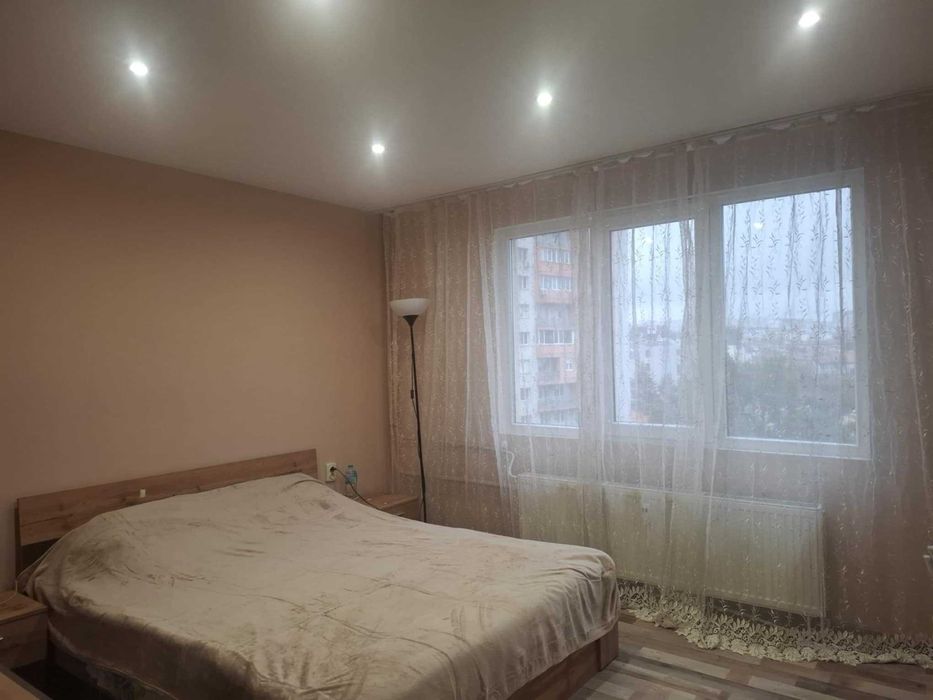 Дава се под наем Двустаен апартамент в Плевен, Идеален център - 70 кв.м за 408 € - Снимка #4