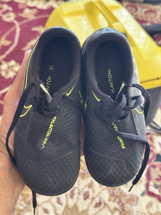 Продаю сороконожки Nike оригинал