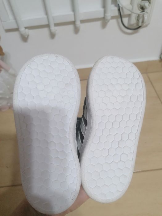 Adidași adidas mărime 24 noi