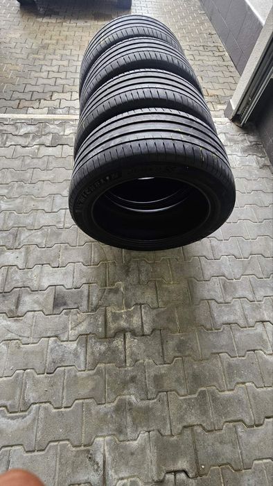 275/45/21 MICHELIN