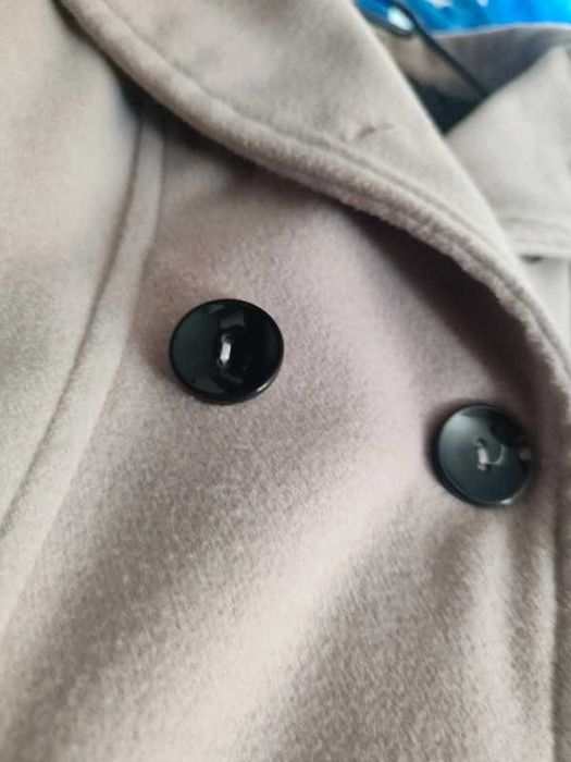 Palton, purtat o singura data (38)