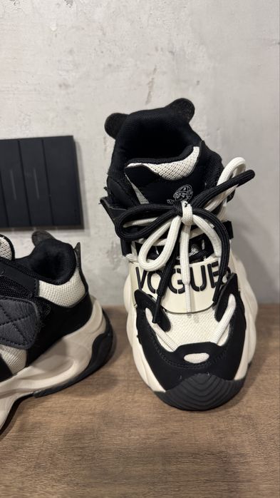 Кроссовки для мальчика 32 р