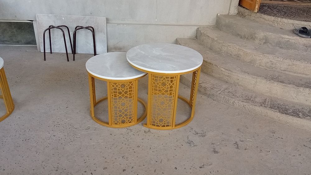 Loft uslubidagi jurnalniy stolik