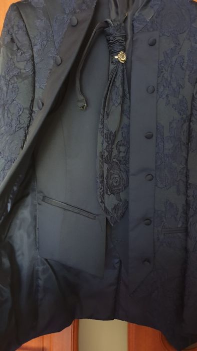 Sacou mire + vesta + cravata