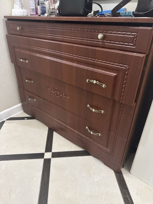 Гарнитур спальный, шкаф комод тумбочки тремо