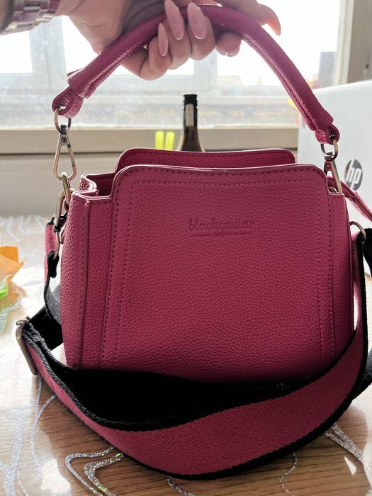 Нова Hot pink чанта