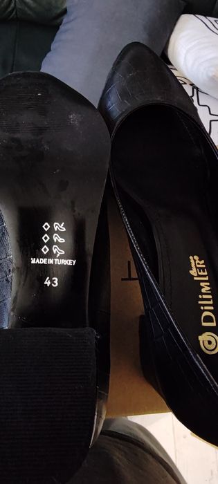 Papuci cu toc măr.43