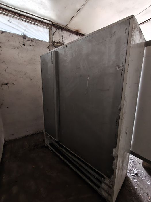 Холодильный шкаф Ариада R1400M