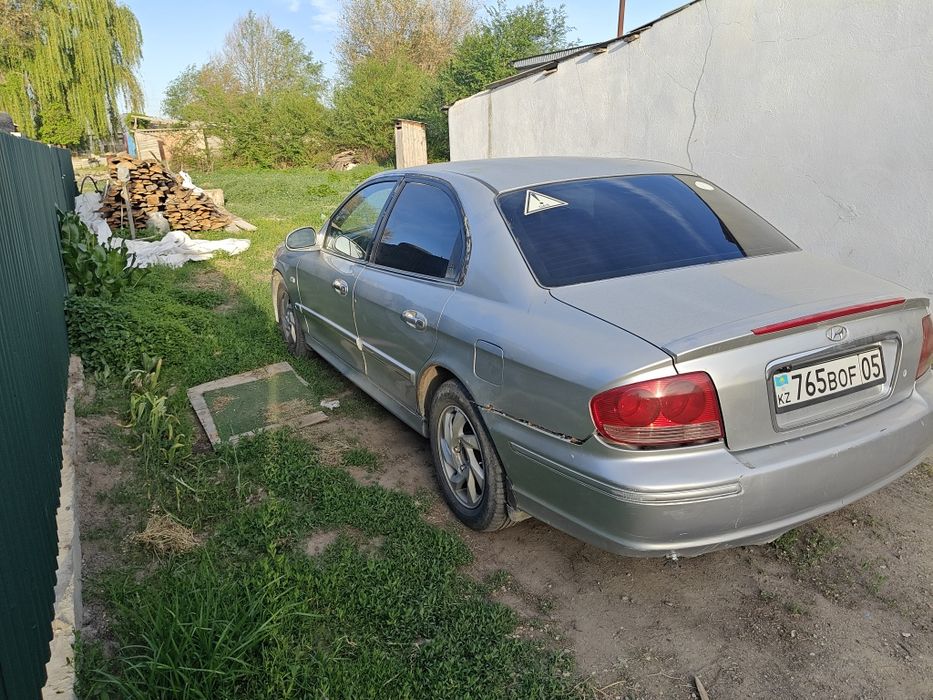 Hyundai sonata 2004