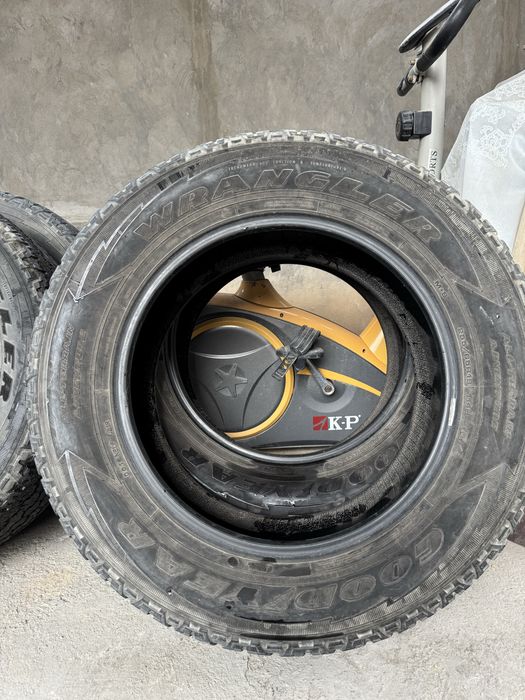 Всесезонные шины для внедорожника