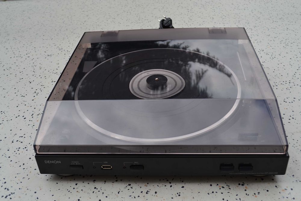 Pick up Denon DP 200 USB