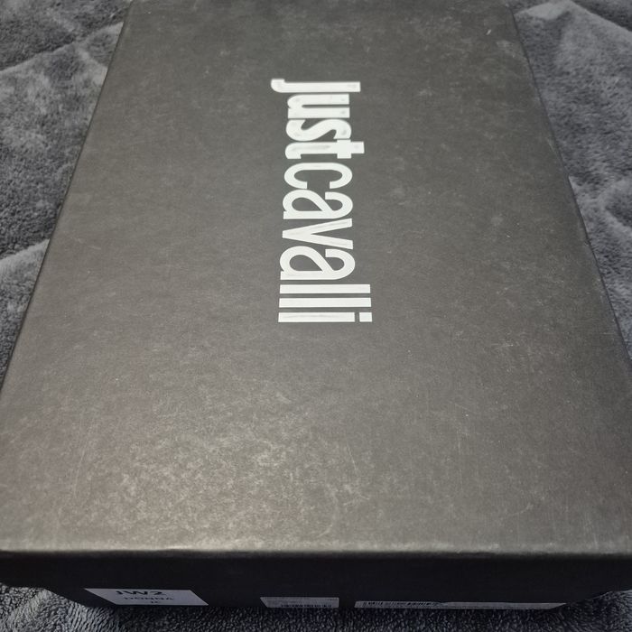 Спортни обувки Just Cavalli и Valentino  Garavani