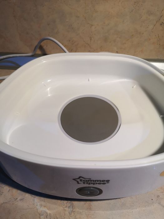 Стерилизатор на Tomee tippee