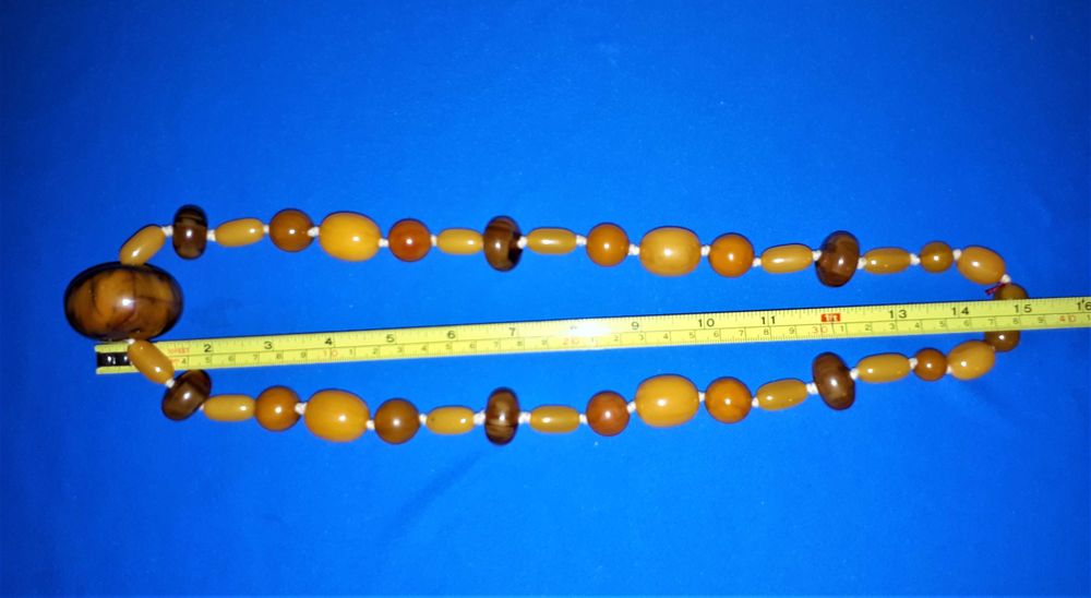 Стара кехлибарена / бакелитена огърлица гердан кехлибар/бакелит 193 гр