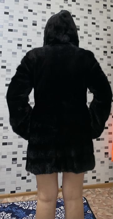 Продам норковую шубу