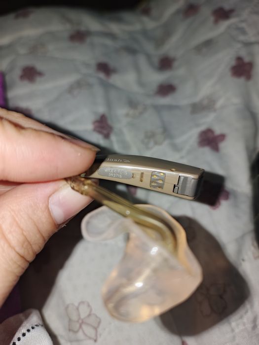 Слуховой аппарат Phonak flash