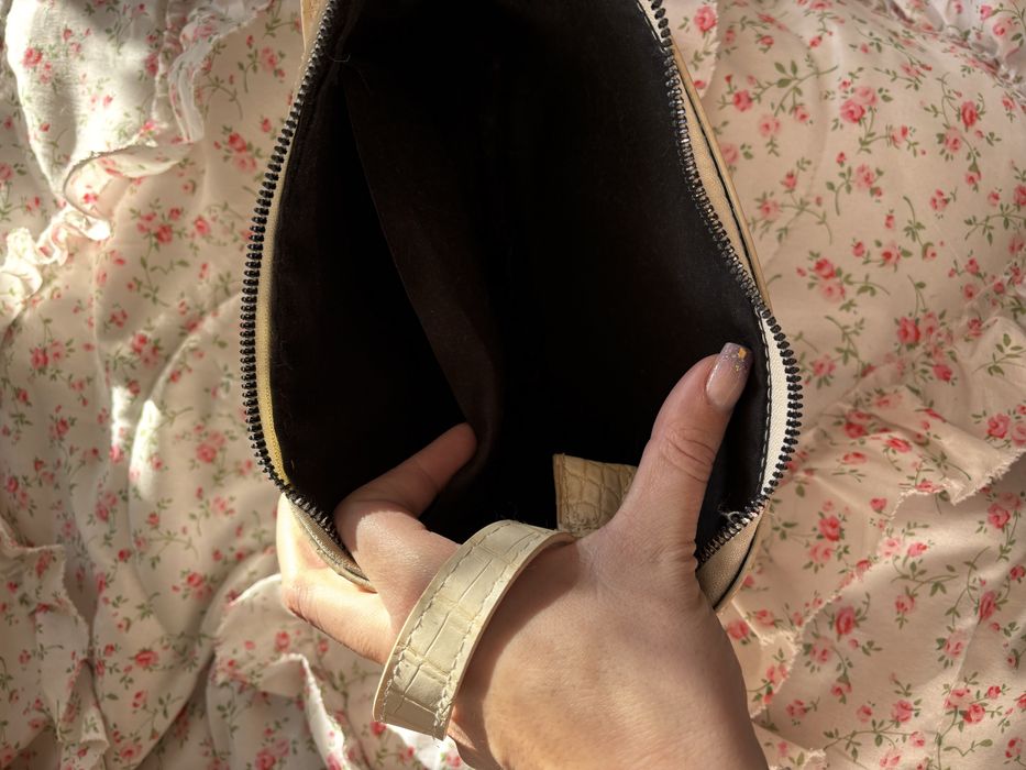 Дамска чанта