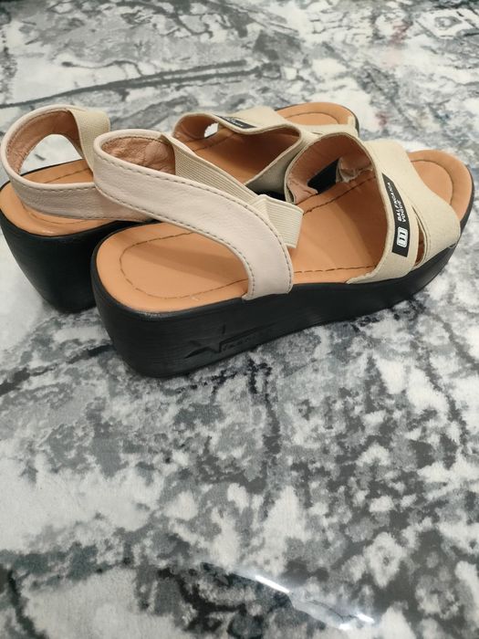 Отдам даром обуви