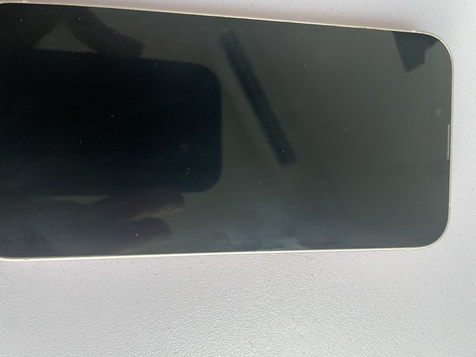 Iphone 13 розов в отлично състояние