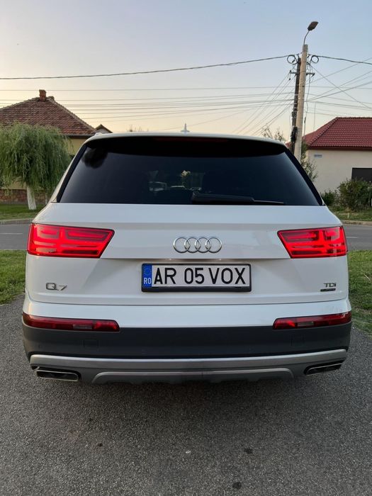 Audi Q7 An 2018 inmatriculat
