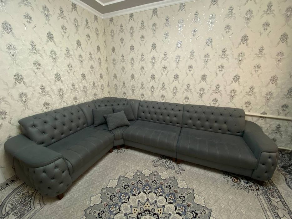 Уголок для зал с гарантией