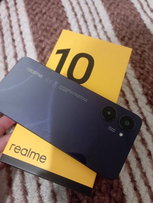 Продам телефон реалми 10