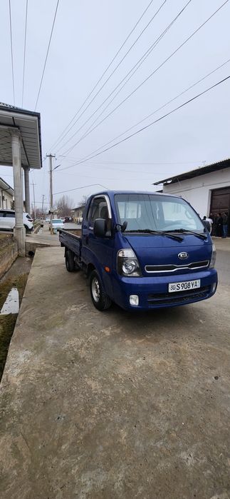 Кия бонго сотилади 2010