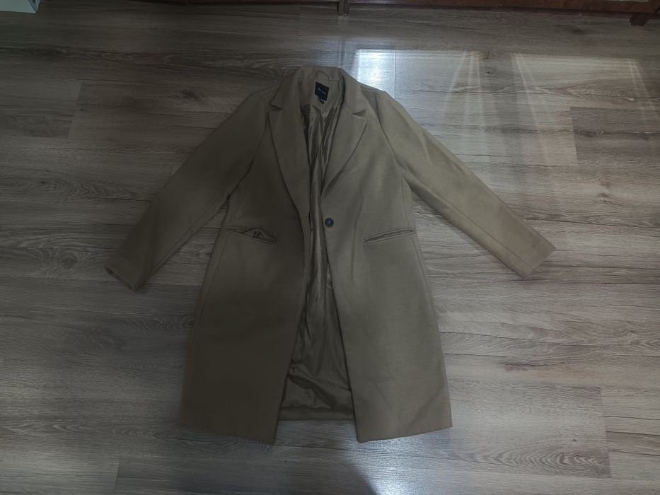 Фирменное модное пальто