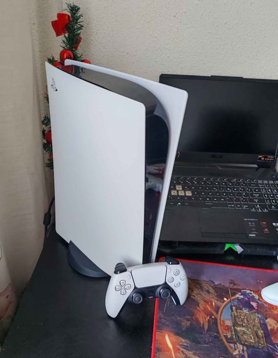 Vând ps5 în stare bună