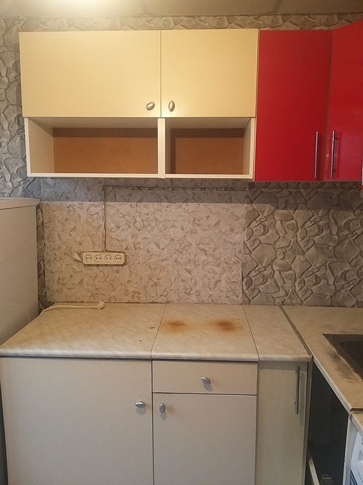 Продам кухонный гарнитур б/у
