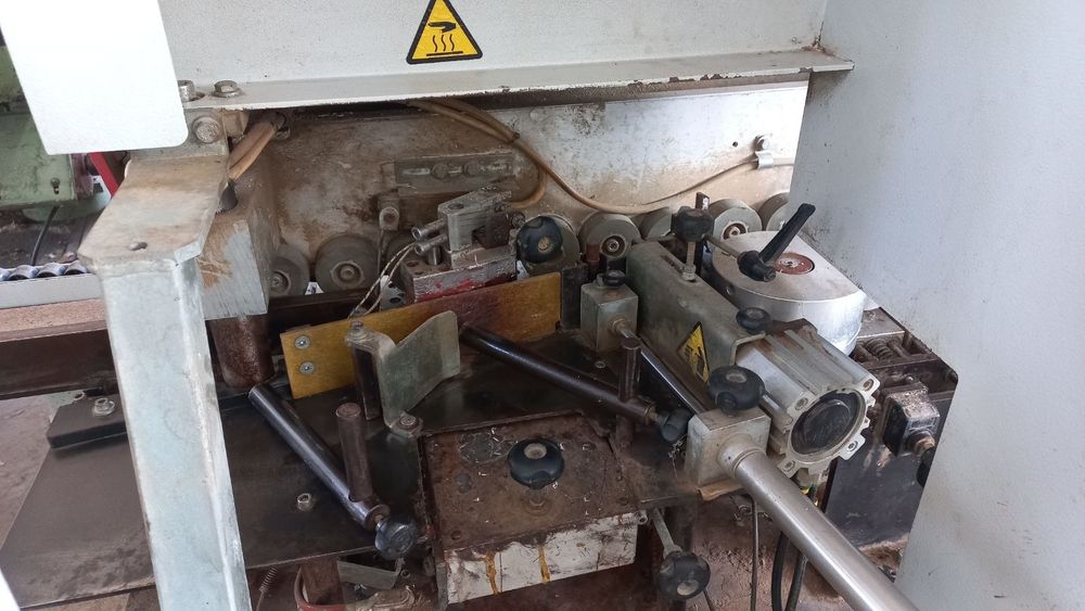 Кантираща машина ,точно окрайчване,ерови фрези прави цикли и полири