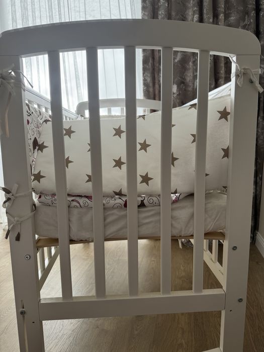 Продам кровать детскую.