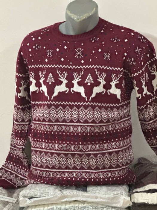 Джемпер. Новая. Отличного качества.
