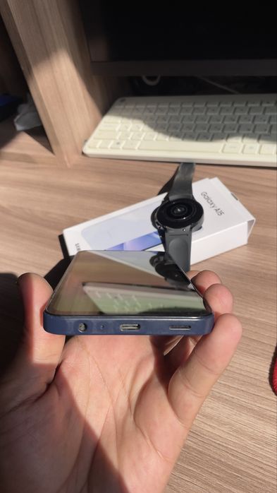 Samsung galaxy A15 и watch4
