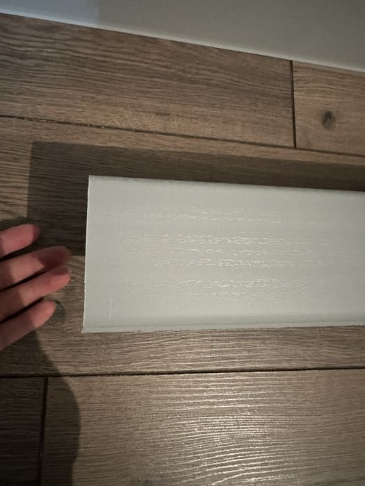 Новый плинтус, остаток, дешево