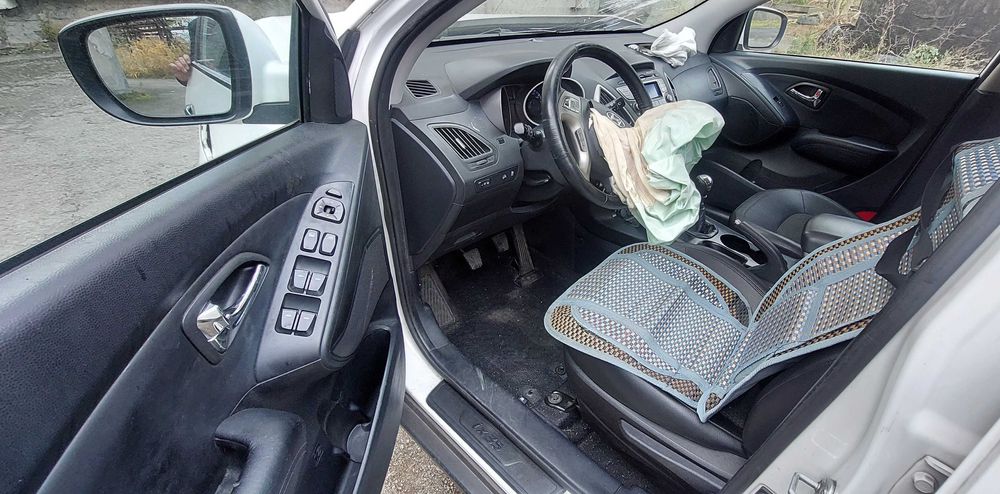 Hundai ix 35 на части