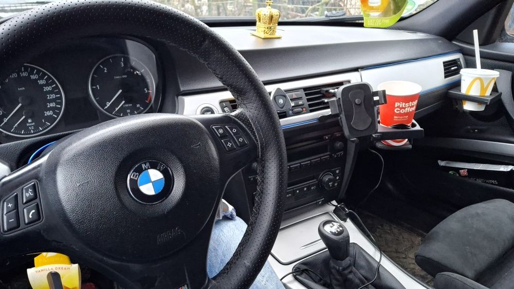 Vând BMW e91 320d 163cp M pachet