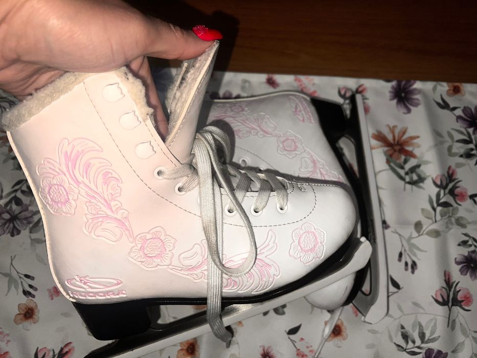 Кънки за лед като Нови