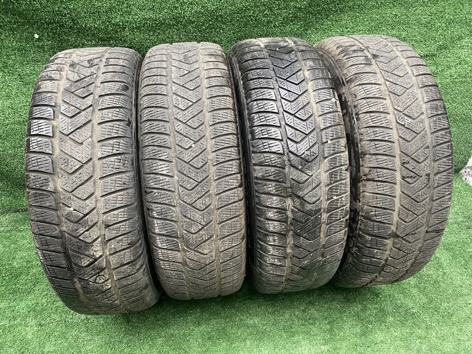 Set 4 anvelope iarna Pirelli Scorpion Whinter 225 65 R17 102T Dot 3120