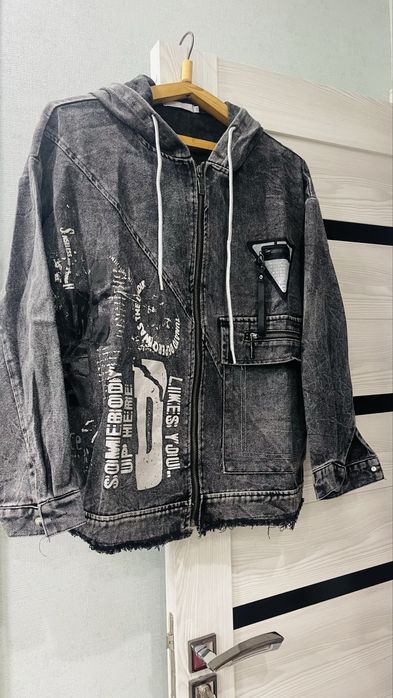 Теплые куртки разные  цены