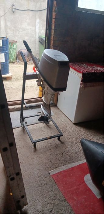 Motor barcă Honda – 8 CP – 4 timpi -  stare bună