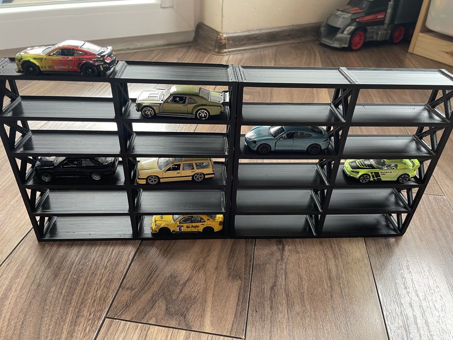 Стойка/ рафт за колички