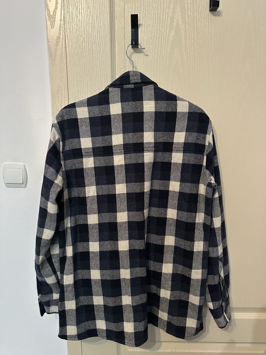 Яке тип риза от Zara