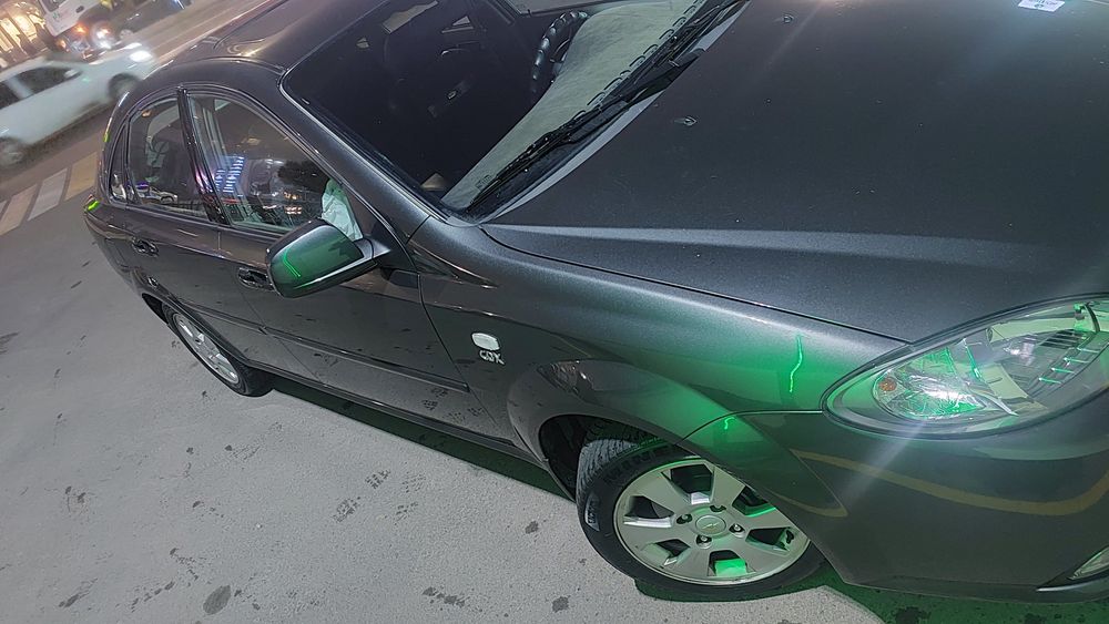 Chevrolet Lacetti 1.5 full комплектация